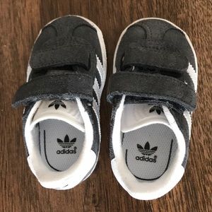 adidas gazelle baby size 4